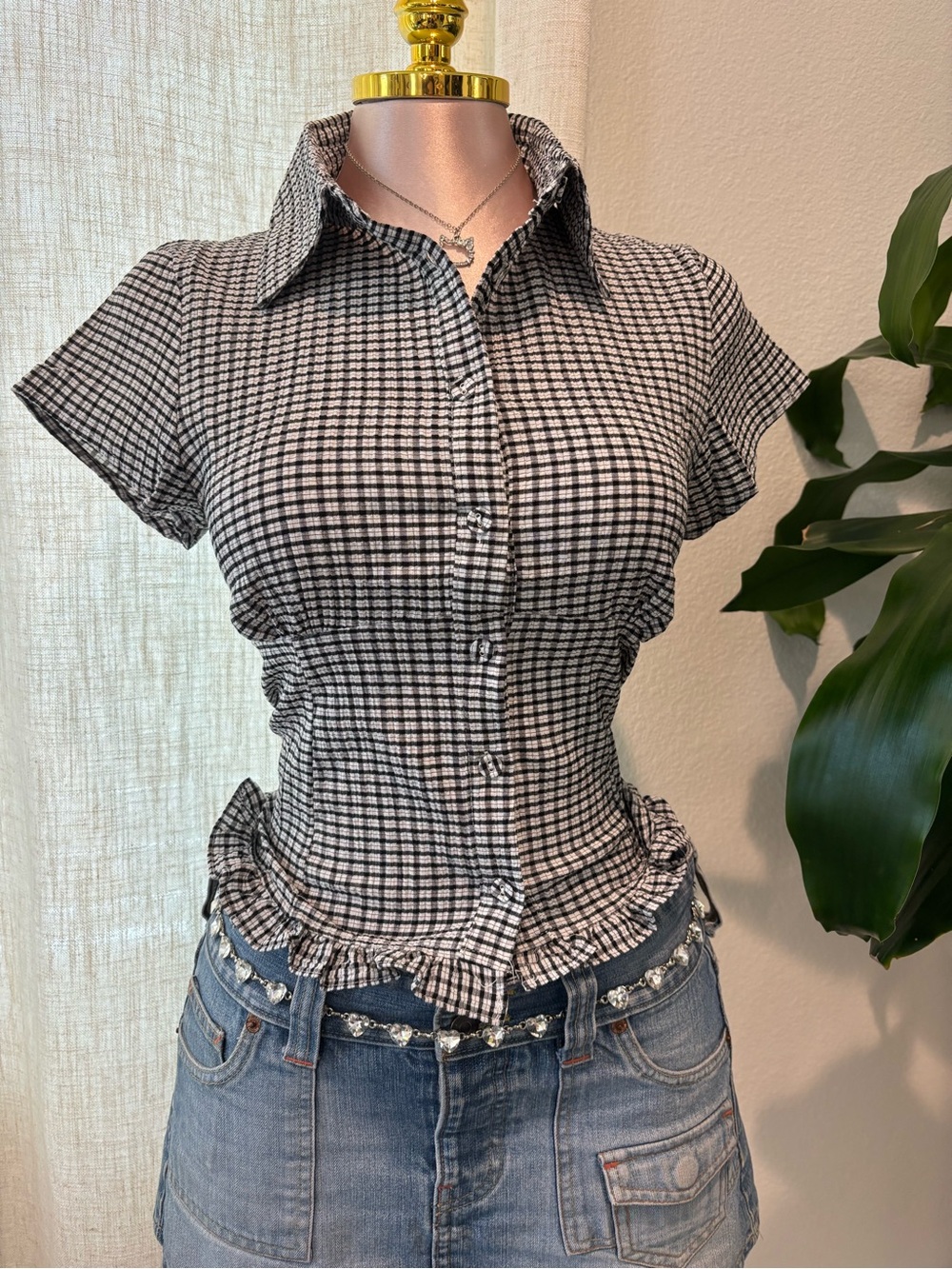Black & White Gingham Button-Up Ruffle Hem Top